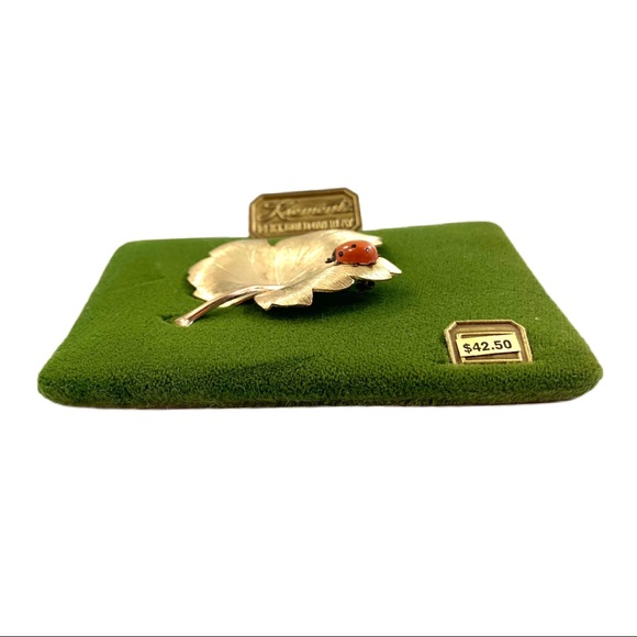 VTG Krementz 14k Overlay Ladybug Maple Leaf Brooch - Picture 2 of 11